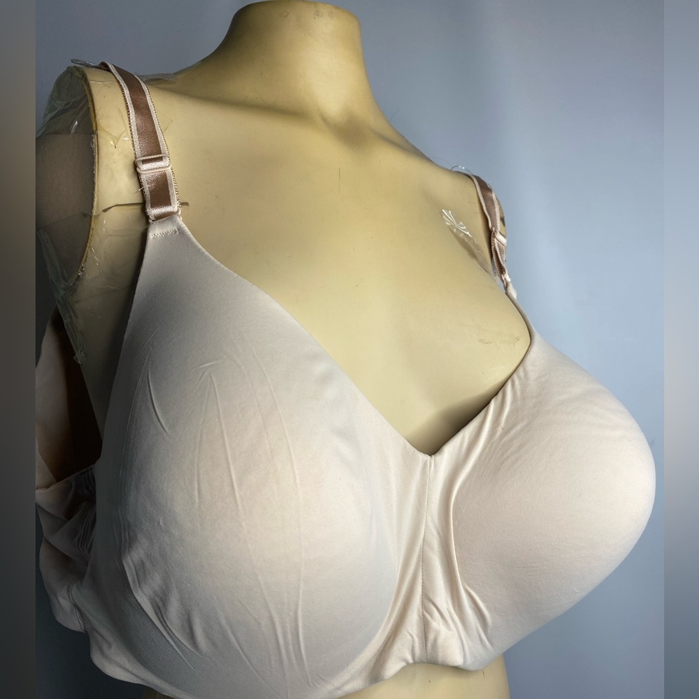 Torrid curves size 52C NWT  wireless lightly lined full coverage women’s bra